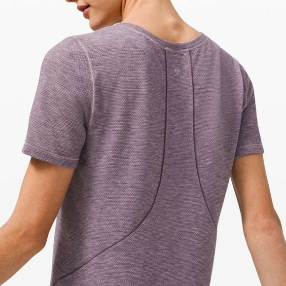 Lululemon Women's Long Distance Short Sleeve Tee Heathered Lilac Sz 2 - Picture 3 of 10